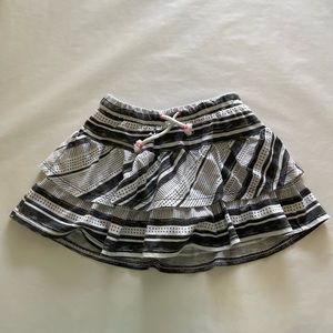 Cat & Jack girls short 6/6x.